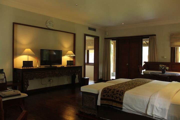 Room 7 of 53