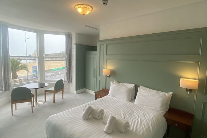 Room 29 of 87