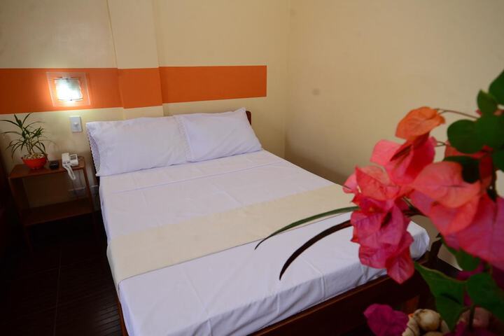 Room 13 of 66