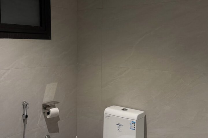 Room 12 of 29