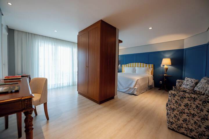 Room 37 of 137
