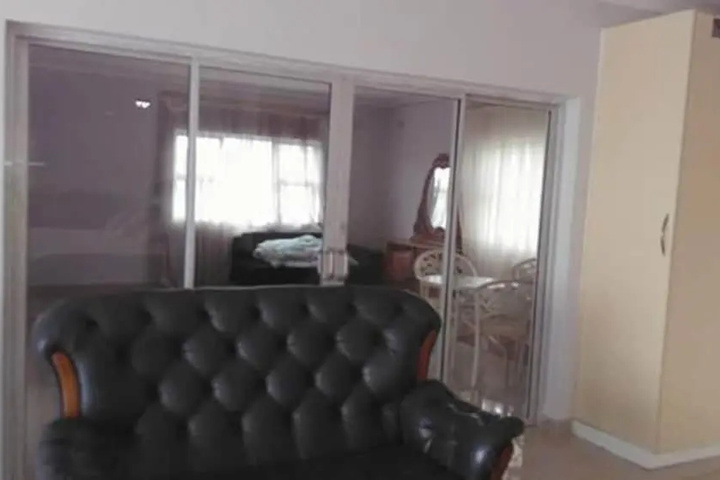 Room 3 of 8