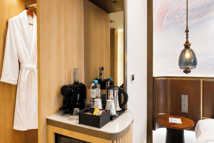 Room amenity