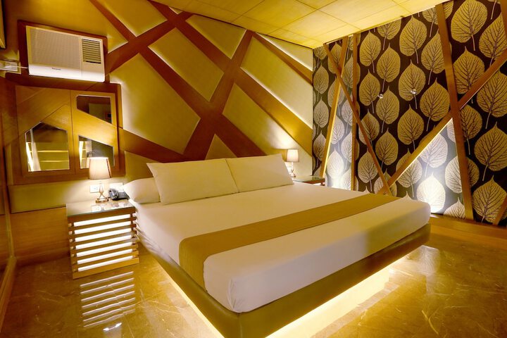 Room 14 of 56