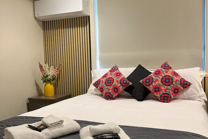 Room 19 of 104