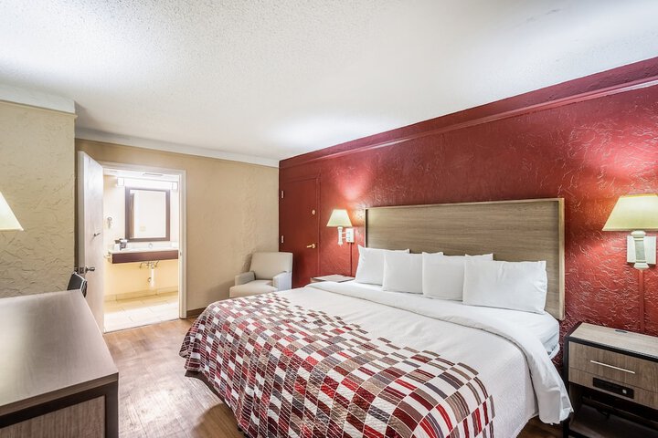Room 5 of 35