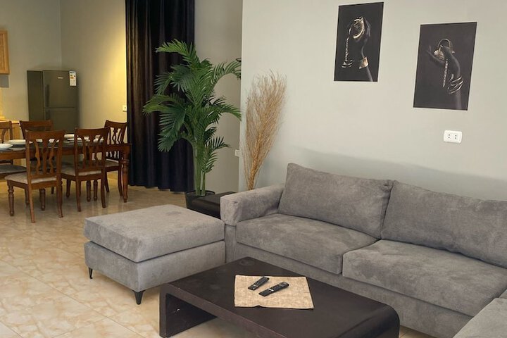 Room 9 of 31