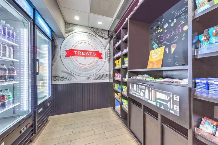 Snack bar