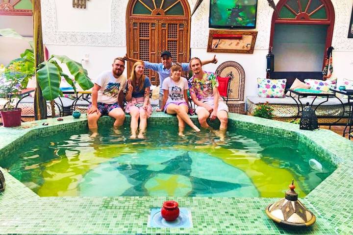 Pool Hotel