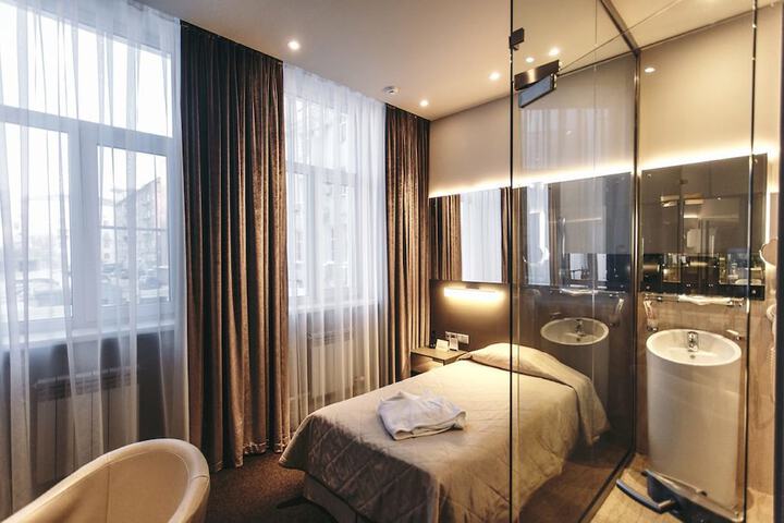 Room 3 of 54