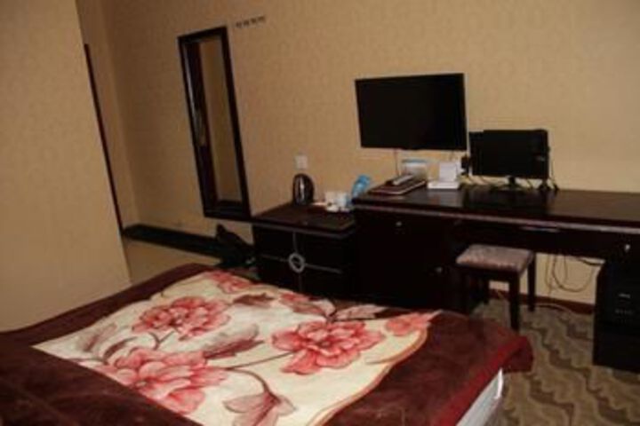 Room 49 of 62