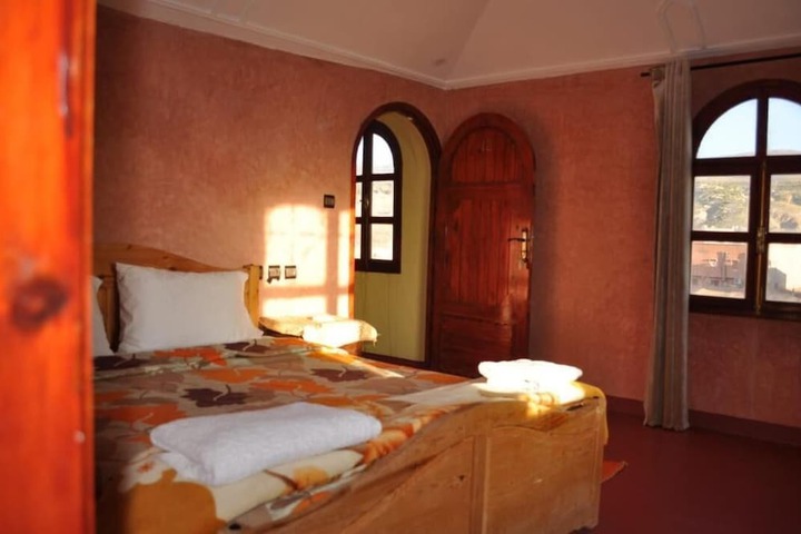 Room 25 of 69