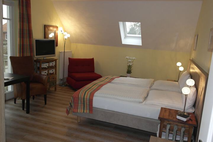 Room 9 of 138