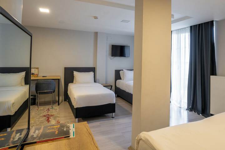 Room 29 of 54