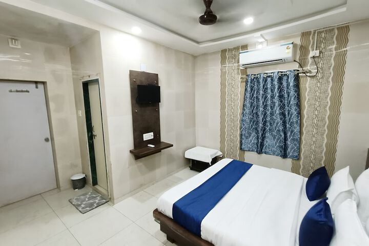 Room 15 of 27