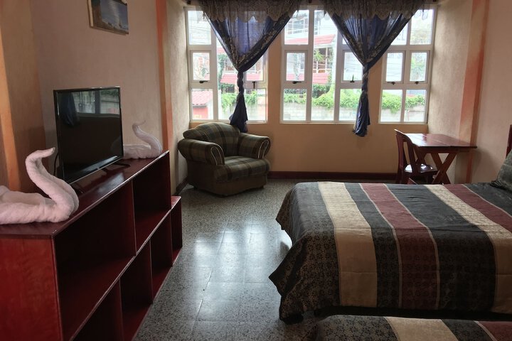 Room 15 of 77