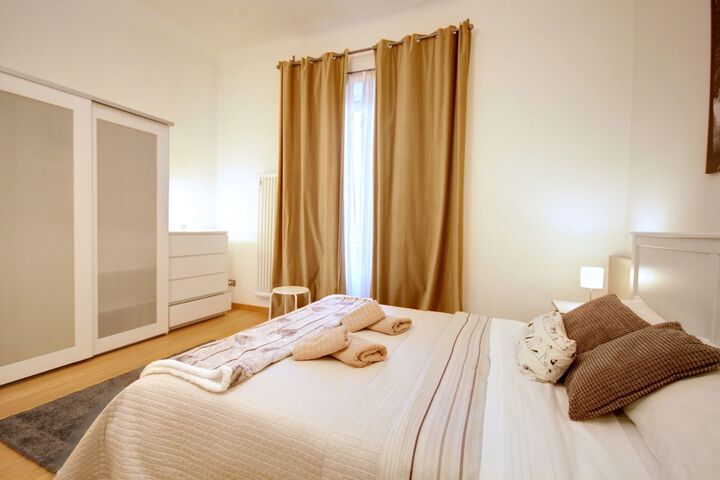 Room 16 of 19