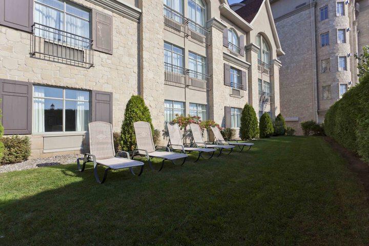 Le St. Martin Hotel & Suites Laval Laval | Bookonline.com