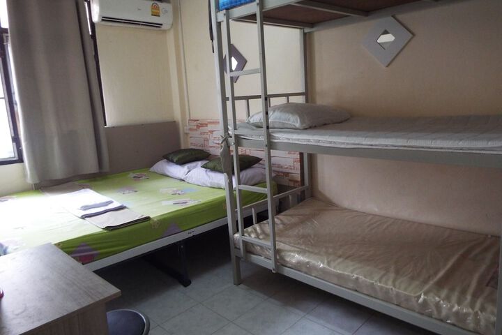 Room 30 of 62