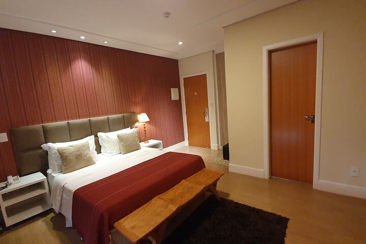 Room 27 of 88