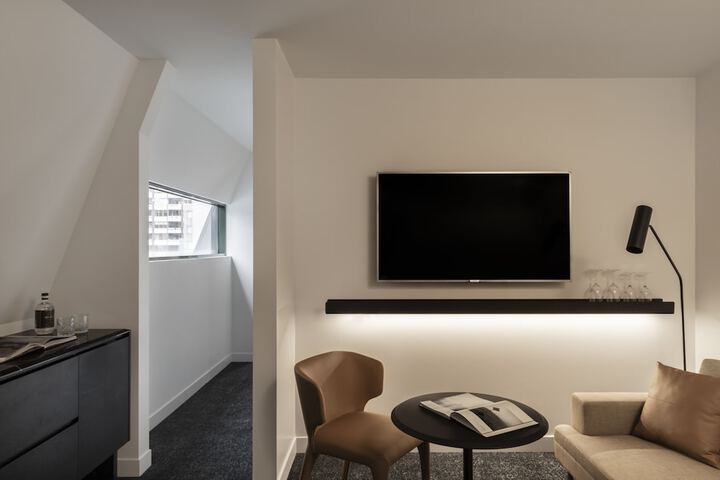 Room 10 of 58
