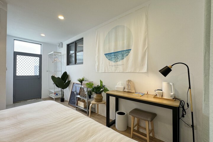 Room 17 of 41