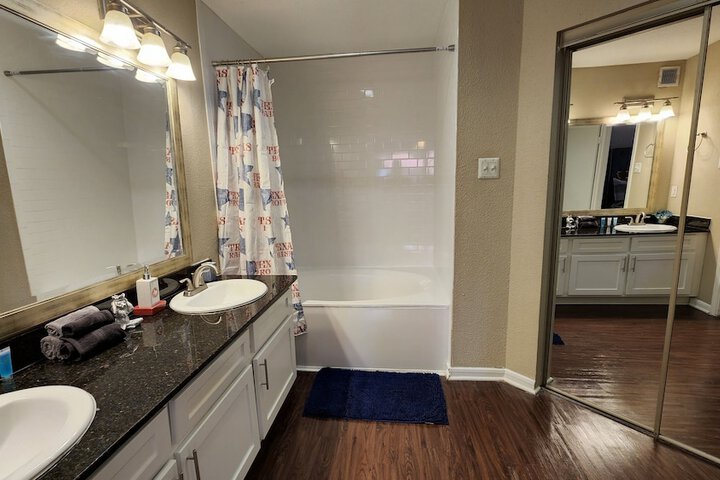 Room 25 of 47