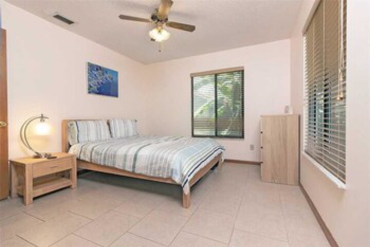 Room 17 of 22