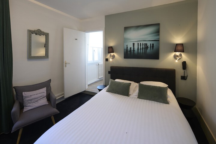 Room 18 of 63