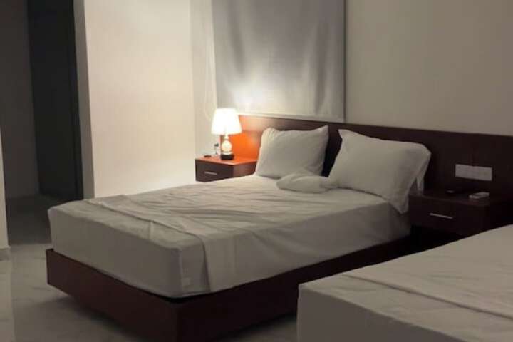 Room 2 of 54