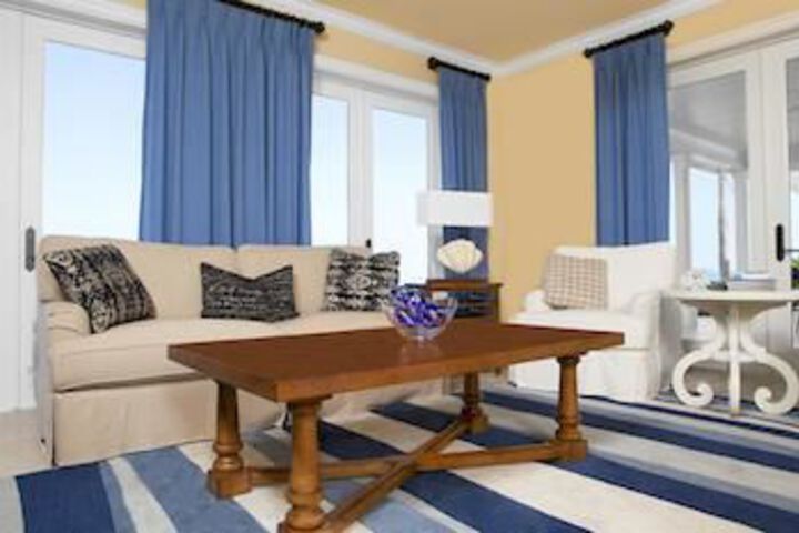Room 63 of 214
