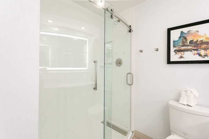 Bathroom shower