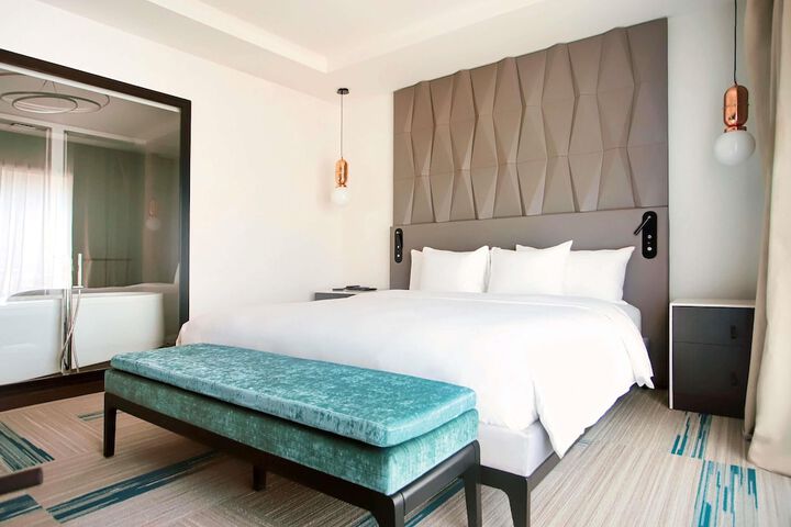 Room 36 of 150