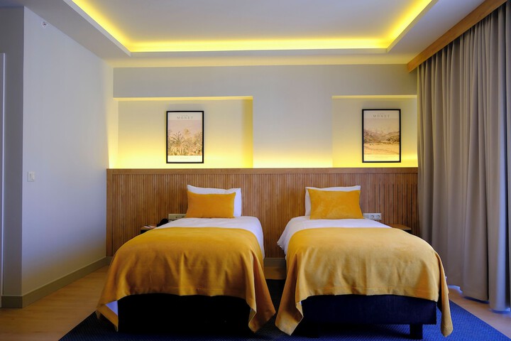 Room 14 of 81