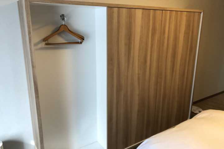 Room 9 of 67