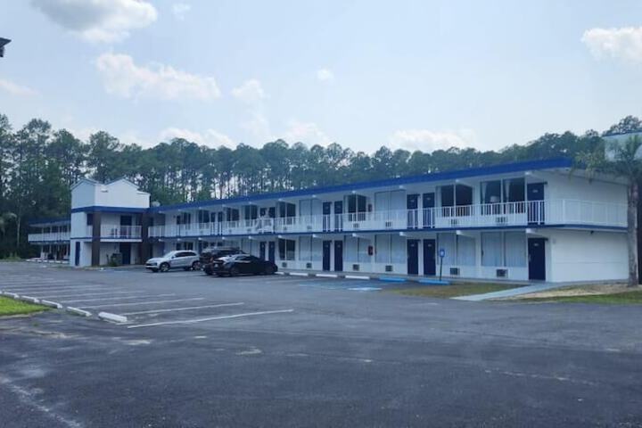 Hotel 48 of 59