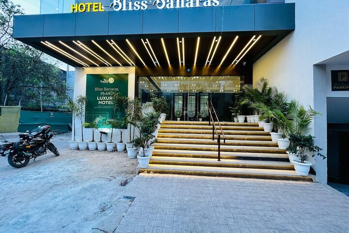 Hotel 27 of 34