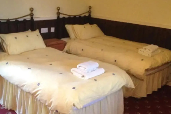 guest_rooms