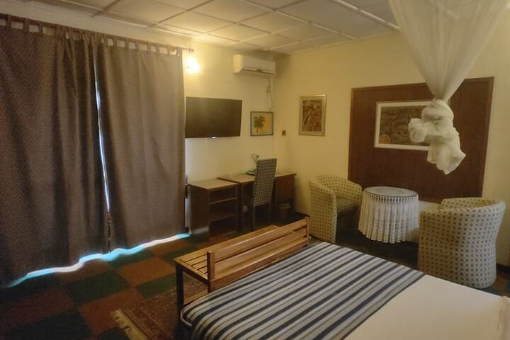 Room 15 of 51