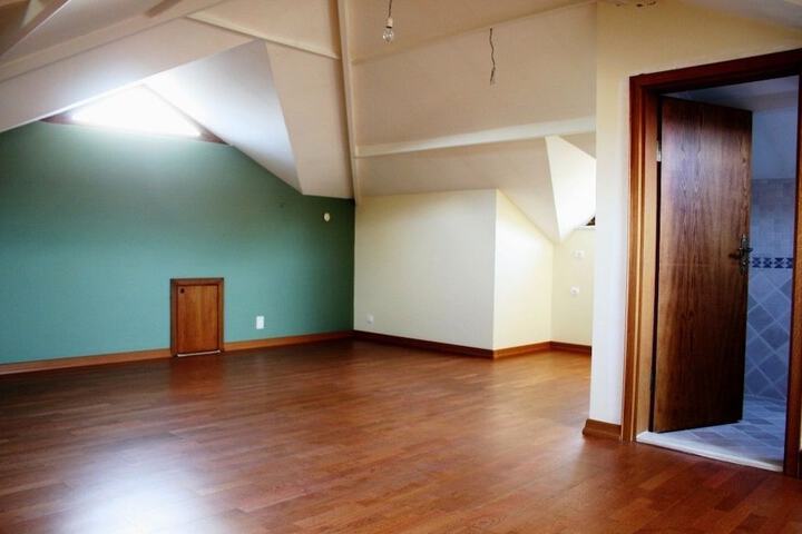 Room 19 of 31