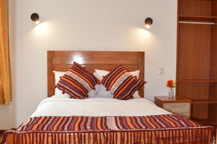 Room 5 of 43