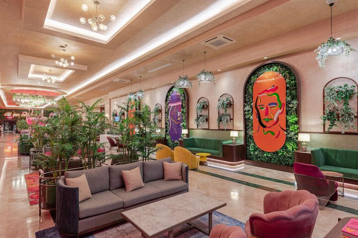 Guest Lobby