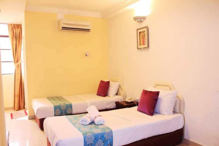 Room 28 of 58