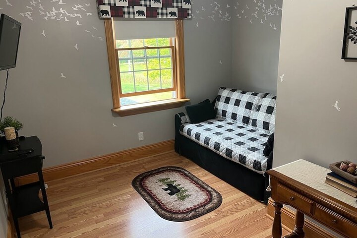 Room 16 of 48