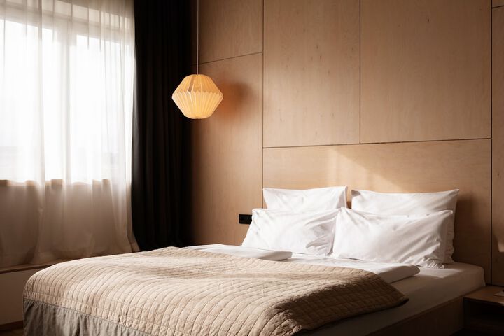 Room 21 of 52