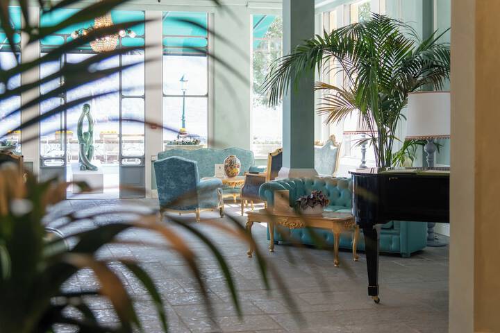 Lobby Photos