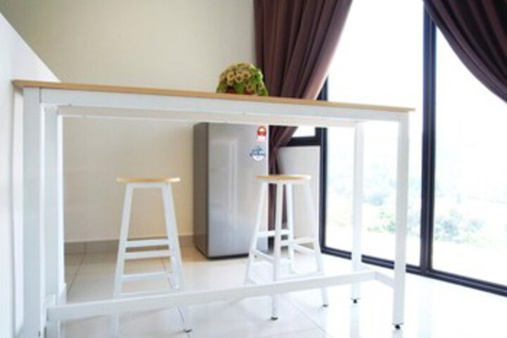 Room 6 of 31