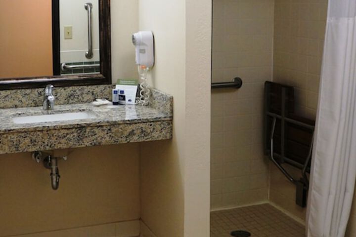 1 Queen Bed Mobility Accessible Roll in Shower (3 of 9)