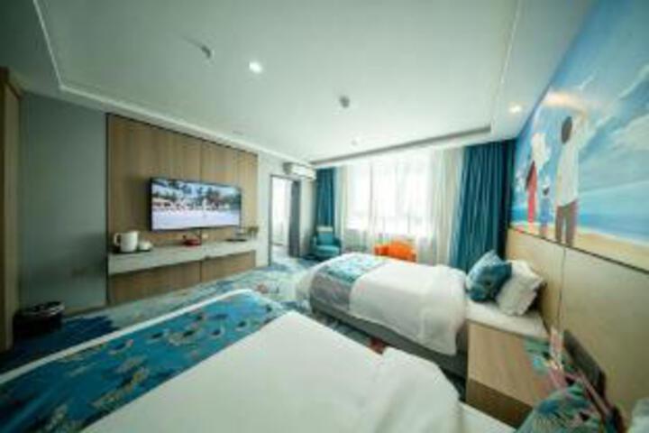 Room 9 of 9