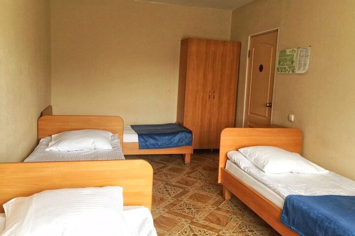 Room 8 of 8